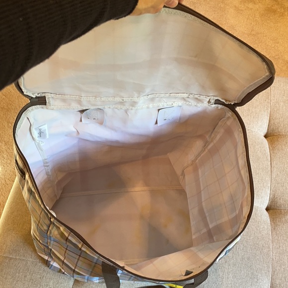 Thirty-one large waterproof lined tote. - Picture 6 of 8